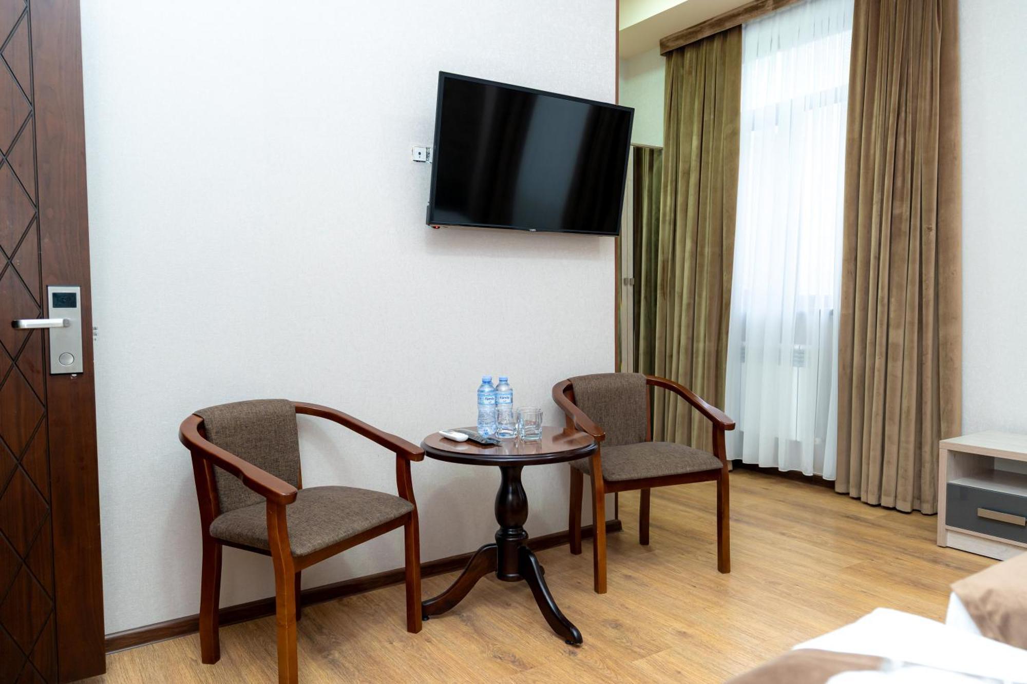 Diamond Hotel Tashkent Exterior photo